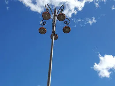 High mast lighting poles manufacturer in Maharashtra for highways, stadiums, ports and industrial zones